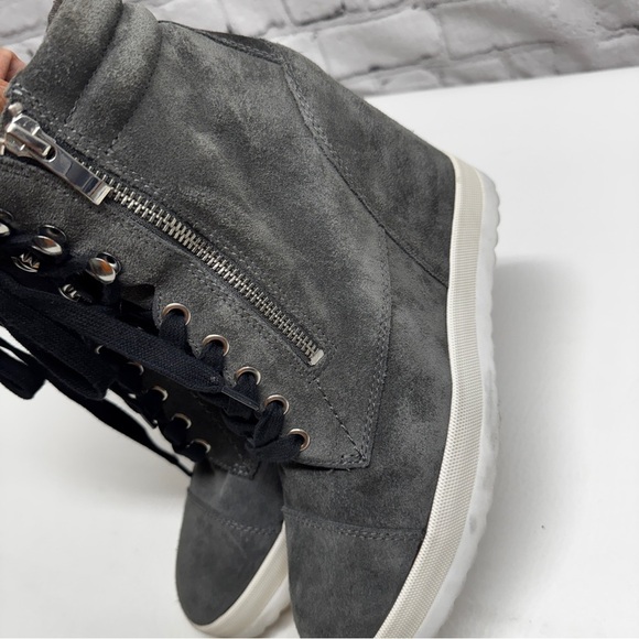 Paige Grey Suede Sneaker Wedge ..laces w/side zippers Size 9 - Picture 6 of 9